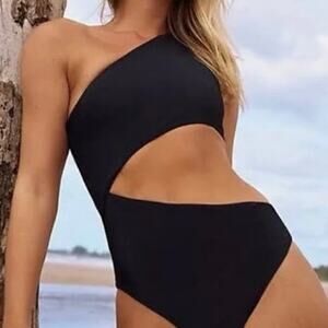 LUSH Cutout Black Seamless Body Suit, Size Medium, B80, $62